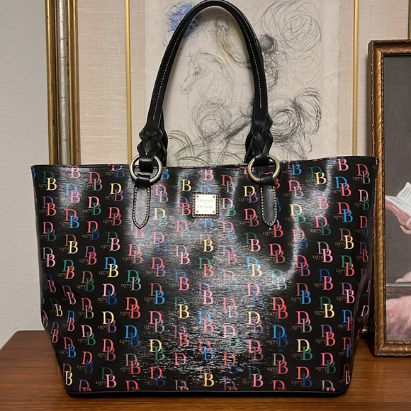 Dooney & Bourke Logo DB75 Nelly Tote - Picture 2 of 12